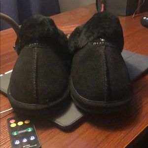 Bearpaw Slippers